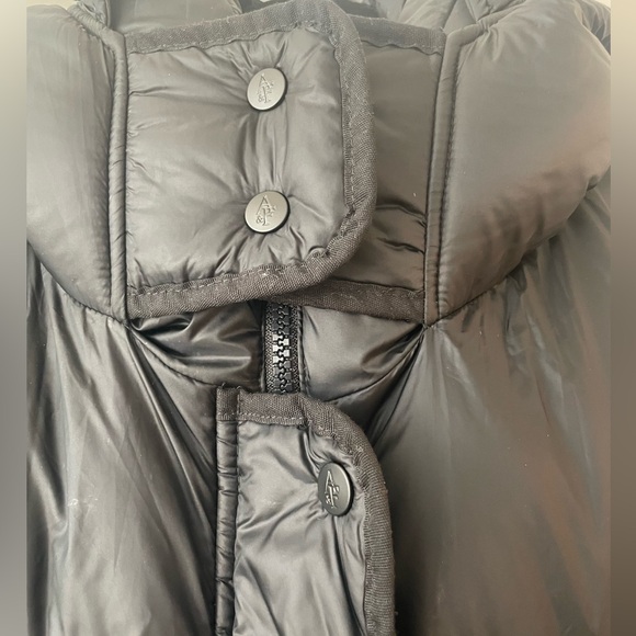 🥶 Abercrombie & Fitch Black Puffer Jacket ❄️ - Picture 6 of 15